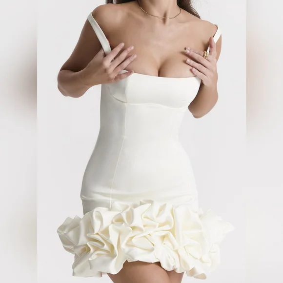 White Ruched Square Neck Sleeve Mini Dress - Picture 5 of 6